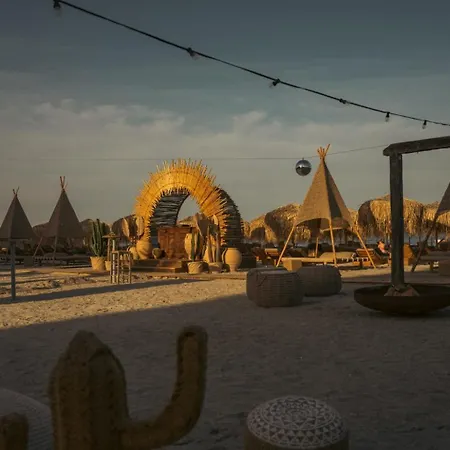 Appartement Pool Infinity & Parking *